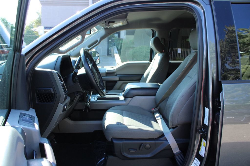 Used 2019 Ford F150 XLT w/ Equipment Group 302A Luxury AWD/4WD image 12