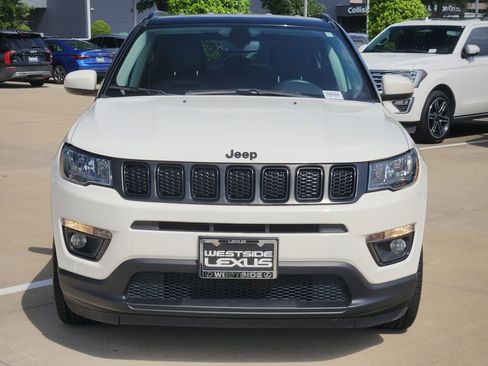 Used 2019 Jeep Compass Altitude image 2