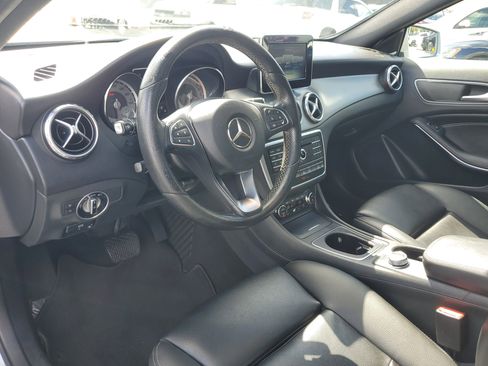 Used 2016 Mercedes-Benz GLA 250 4MATIC image 12