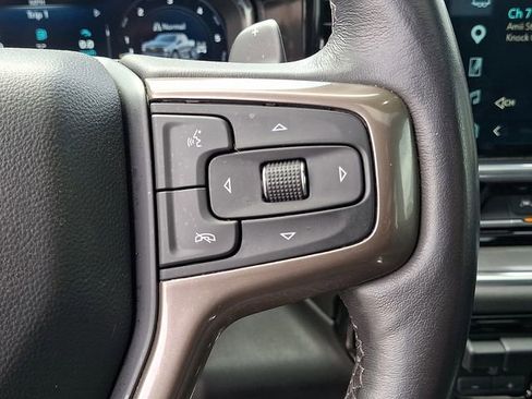 Used 2023 Chevrolet Silverado 1500 High Country w/ Technology Package image 19