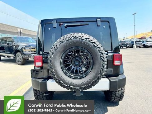 Used 2013 Jeep Wrangler Unlimited Sahara w/ Connectivity Group AWD/4WD image 5
