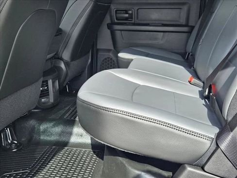 New 2026 RAM 3500 Tradesman w/ Chrome Appearance Group A AWD/4WD image 15