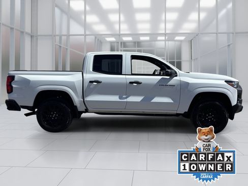 Used 2026 Chevrolet Colorado W/T w/ WT Custom Package RWD image 7