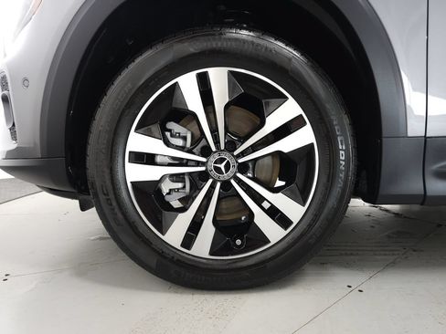 Certified 2026 Mercedes-Benz GLB 250 4MATIC image 33