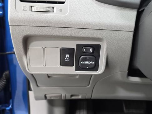 Used 2009 Toyota Corolla LE image 24