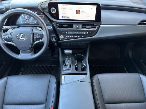Certified 2025 Lexus ES 350 w/ Premium Package FWD image 15