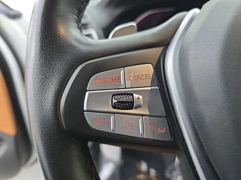 Used 2022 BMW X4 xDrive30i w/ Parking Assistance Package image 17