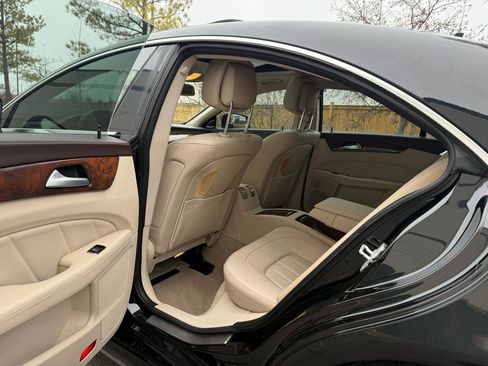 Used 2015 Mercedes-Benz CLS 400 image 11