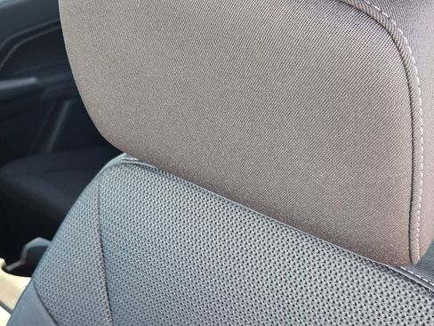 New 2026 GMC Canyon Elevation w/ Convenience Package image 18