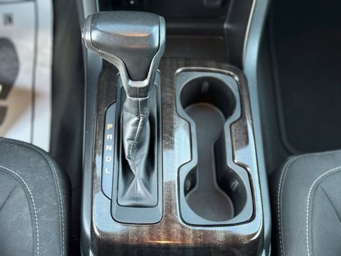 Used 2021 GMC Canyon Elevation image 17