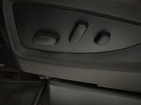 Used 2016 GMC Yukon SLT w/ HD Trailering Package AWD/4WD image 36