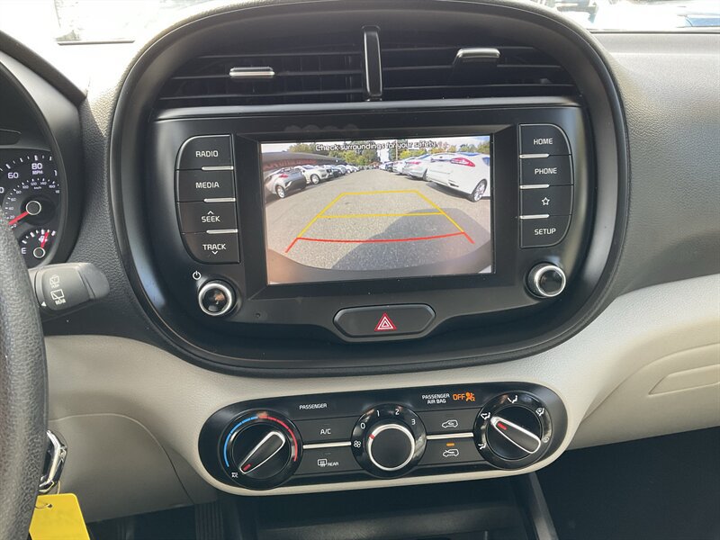 Used 2021 Kia Soul LX FWD image 22