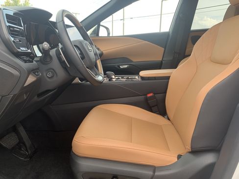 Used 2026 Lexus RX 350 Premium w/ Accessory Package (Z1) FWD image 16