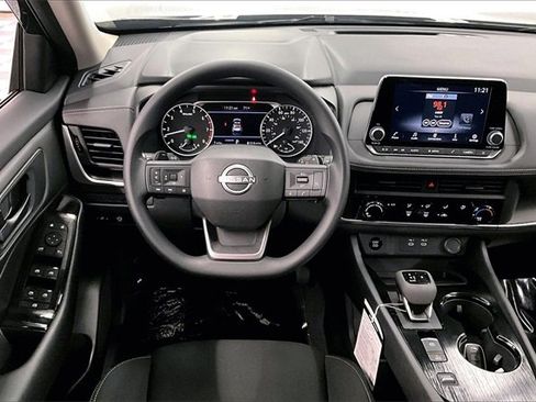 New 2025 Nissan Rogue S image 20