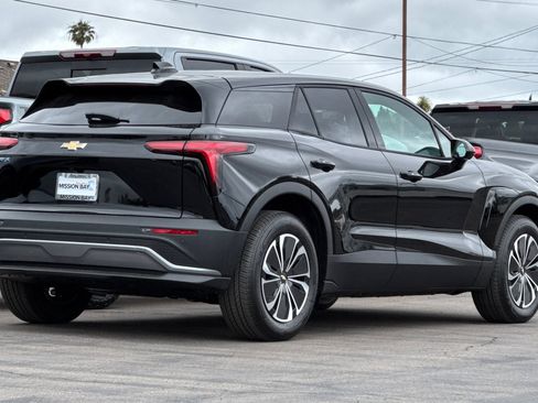 New 2025 Chevrolet Blazer EV LT image 4