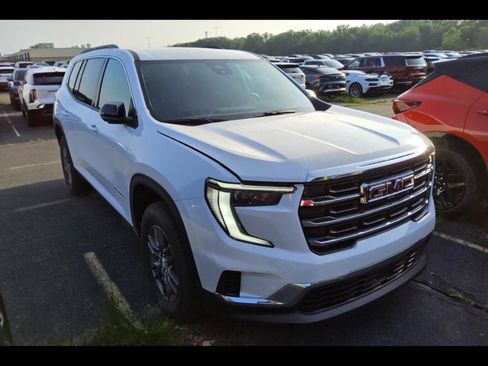 Used 2026 GMC Acadia Elevation AWD/4WD image 3