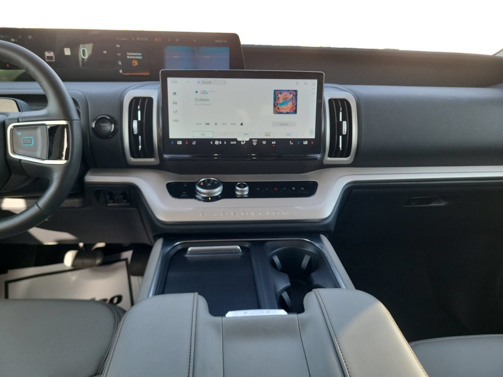 Used 2025 Ford Expedition Max Active AWD/4WD image 18