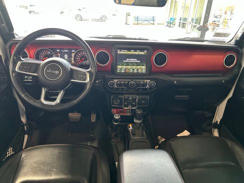 Used 2020 Jeep Gladiator Rubicon AWD/4WD image 10