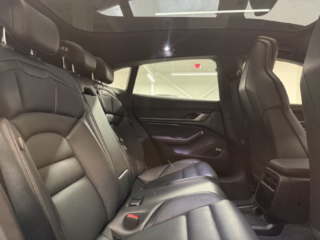 Certified 2023 Porsche Taycan 4 Cross Turismo AWD/4WD image 27