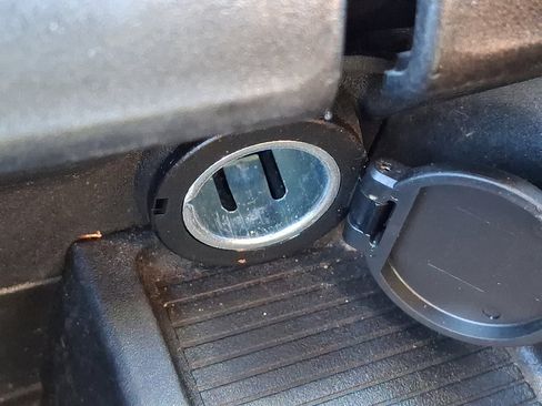 Used 2022 RAM 1500 Classic Warlock w/ Ceramic Gray Warlock Package image 22