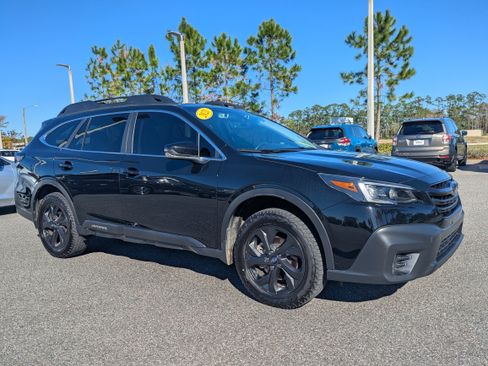 Used 2021 Subaru Outback Onyx Edition XT image 2