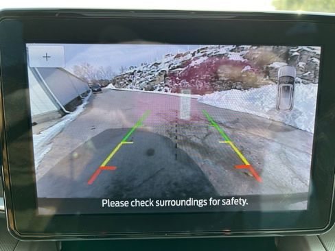 Certified 2022 Ford Explorer XLT w/ Equipment Group 202A image 23