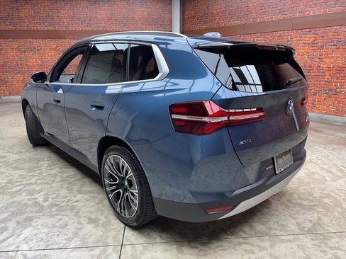 Used 2026 BMW X3 xDrive30 w/ Premium Package image 3