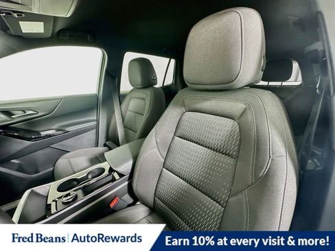 New 2026 Chevrolet Equinox LT w/ Safety and Technology Package AWD/4WD image 17