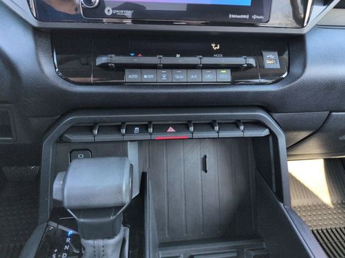 Used 2024 Toyota Tundra SR image 18