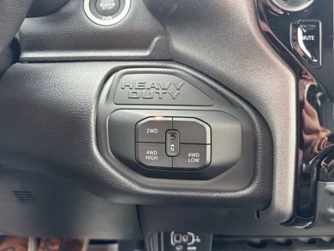 Used 2026 RAM 2500 Tradesman AWD/4WD image 19