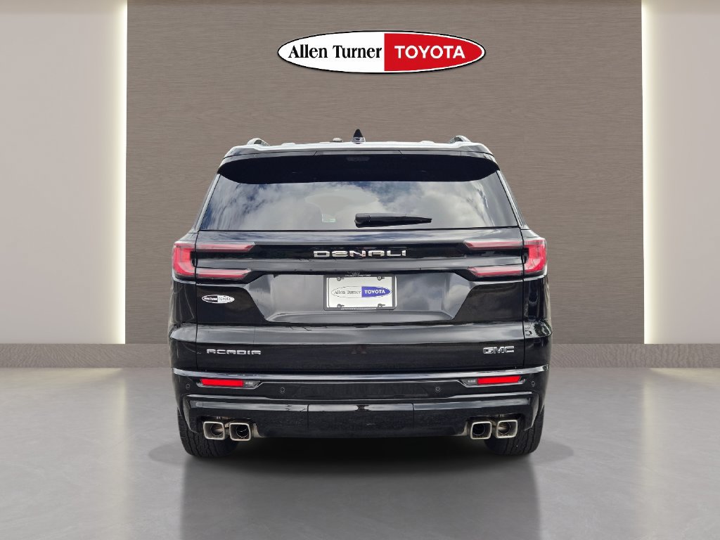 Used 2026 GMC Acadia Denali Ultimate w/ LPO, Floor Liner Package FWD image 10