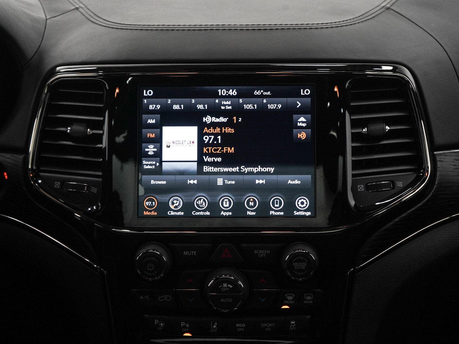 Used 2021 Jeep Grand Cherokee High Altitude AWD/4WD image 15