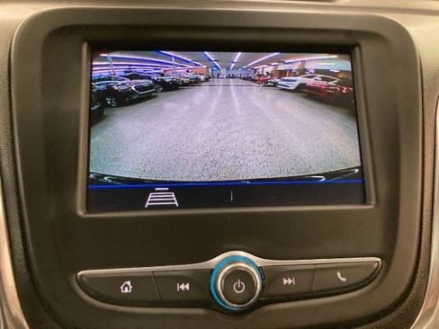 Used 2020 Chevrolet Equinox LT AWD/4WD image 15