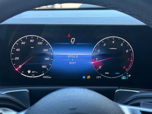 Certified 2025 Mercedes-Benz GLB 250 image 30