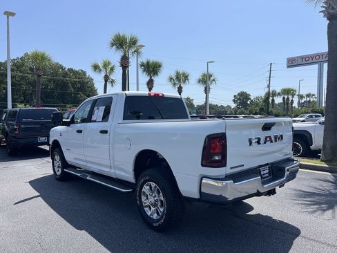 Used 2025 RAM 2500 Big Horn AWD/4WD image 8