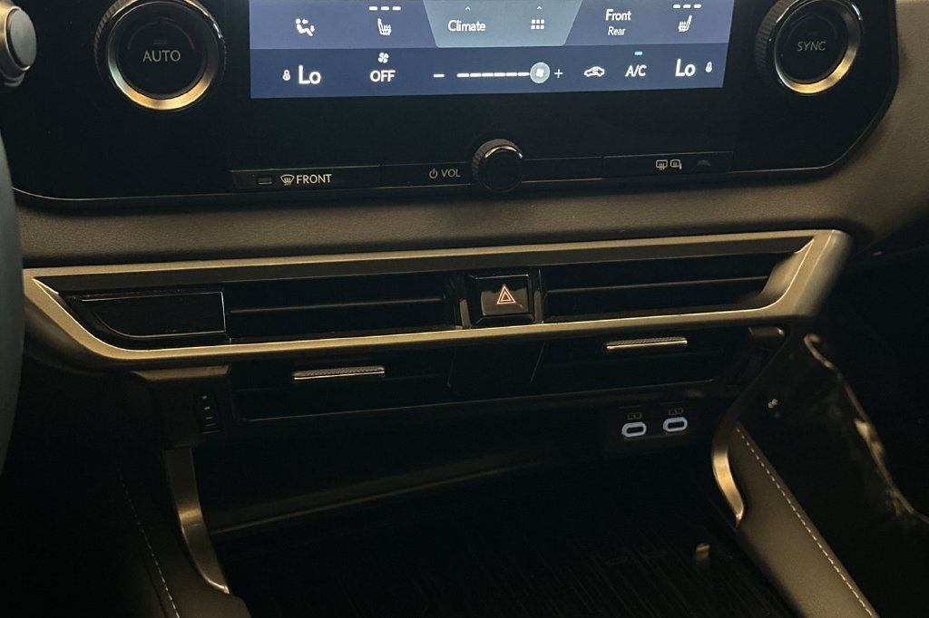Certified 2023 Lexus RX 350 FWD w/ Cold Area Package image 20