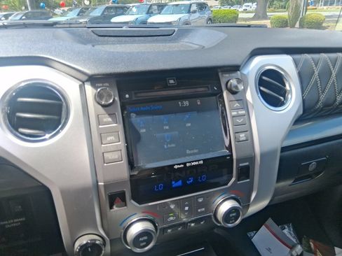 Used 2017 Toyota Tundra Platinum AWD/4WD image 15