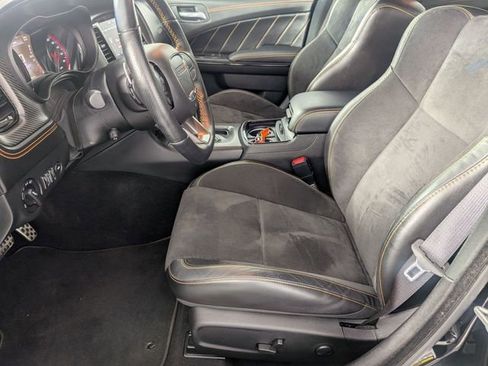 Used 2022 Dodge Charger Scat Pack RWD image 13