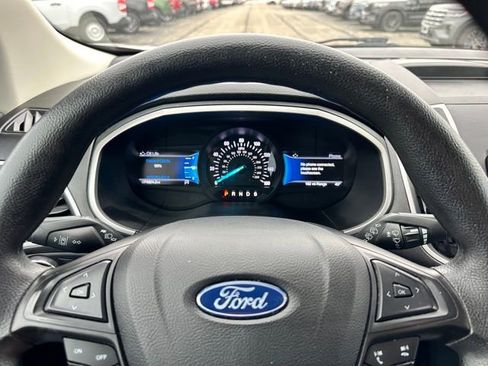 Certified 2021 Ford Edge SE image 22