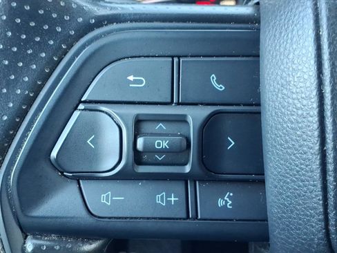 Used 2025 Toyota Tundra SR image 32