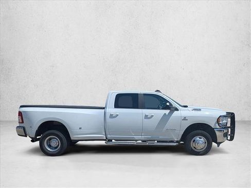 Used 2022 RAM 3500 Big Horn image 4