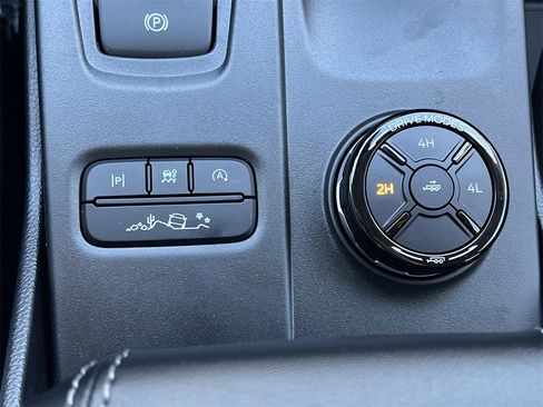 New 2025 Ford Ranger XLT image 9