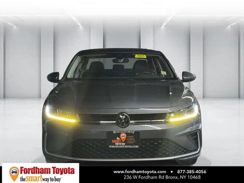 Used 2025 Volkswagen Jetta S FWD image 2