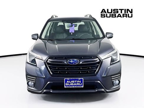 Used 2022 Subaru Forester Limited w/ Popular Package #2 AWD/4WD image 3