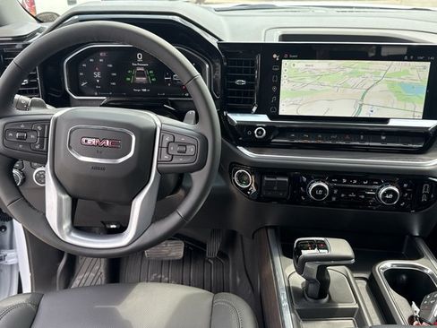 New 2026 GMC Sierra 1500 SLT w/ SLT Premium Plus Package AWD/4WD image 7