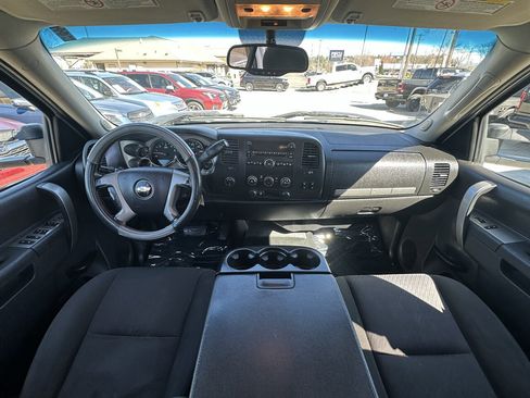 Used 2013 Chevrolet Silverado 2500 LT w/ Suspension Package, Off-Road image 4