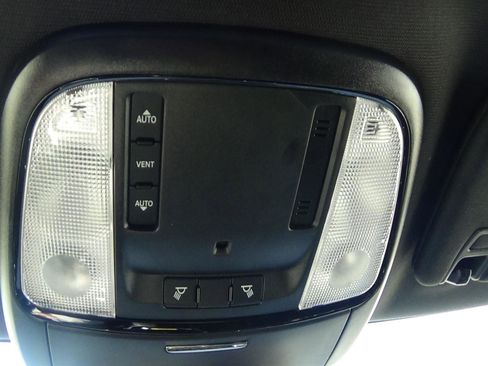 Certified 2024 Dodge Durango SXT w/ SXT Blacktop Group AWD/4WD image 30