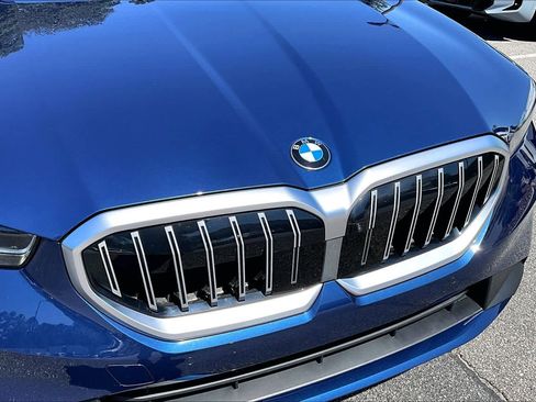 Certified 2026 BMW 530i RWD image 30