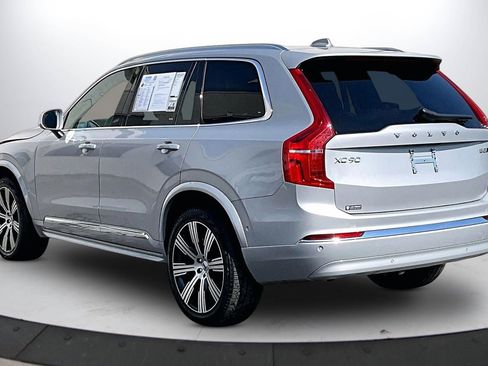 Used 2024 Volvo XC90 B5 Plus image 7