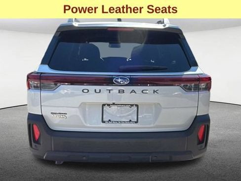 Used 2026 Subaru Outback Limited AWD/4WD image 8